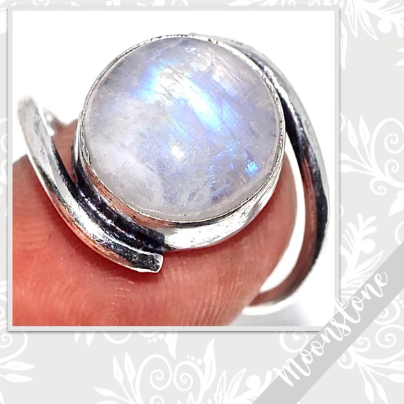Jewelry - Rainbow Moonstone Silver Artisan Ring, Size 6.5 (Pearl White, Blue-Violet flash)